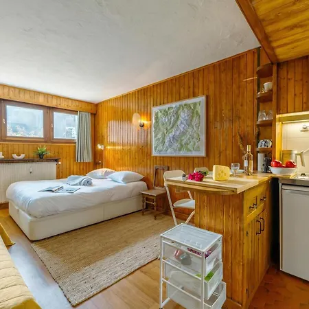 De Balme W/shared Pool & Near Slopes - Happy 아파트 *
